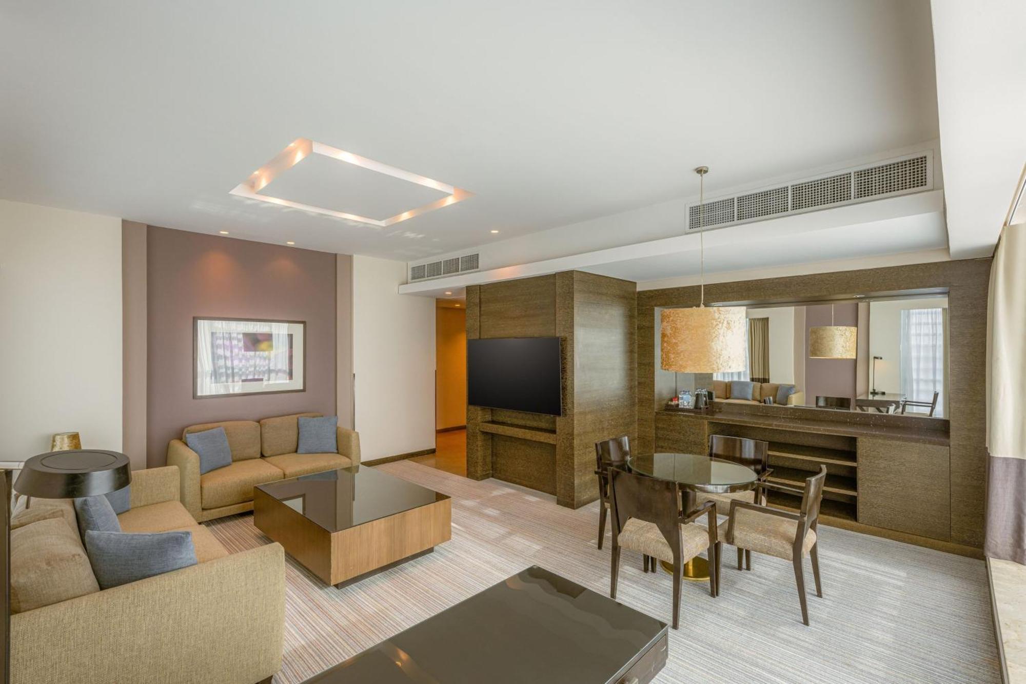 Four Points By Sheraton Al Ain Exteriör bild
