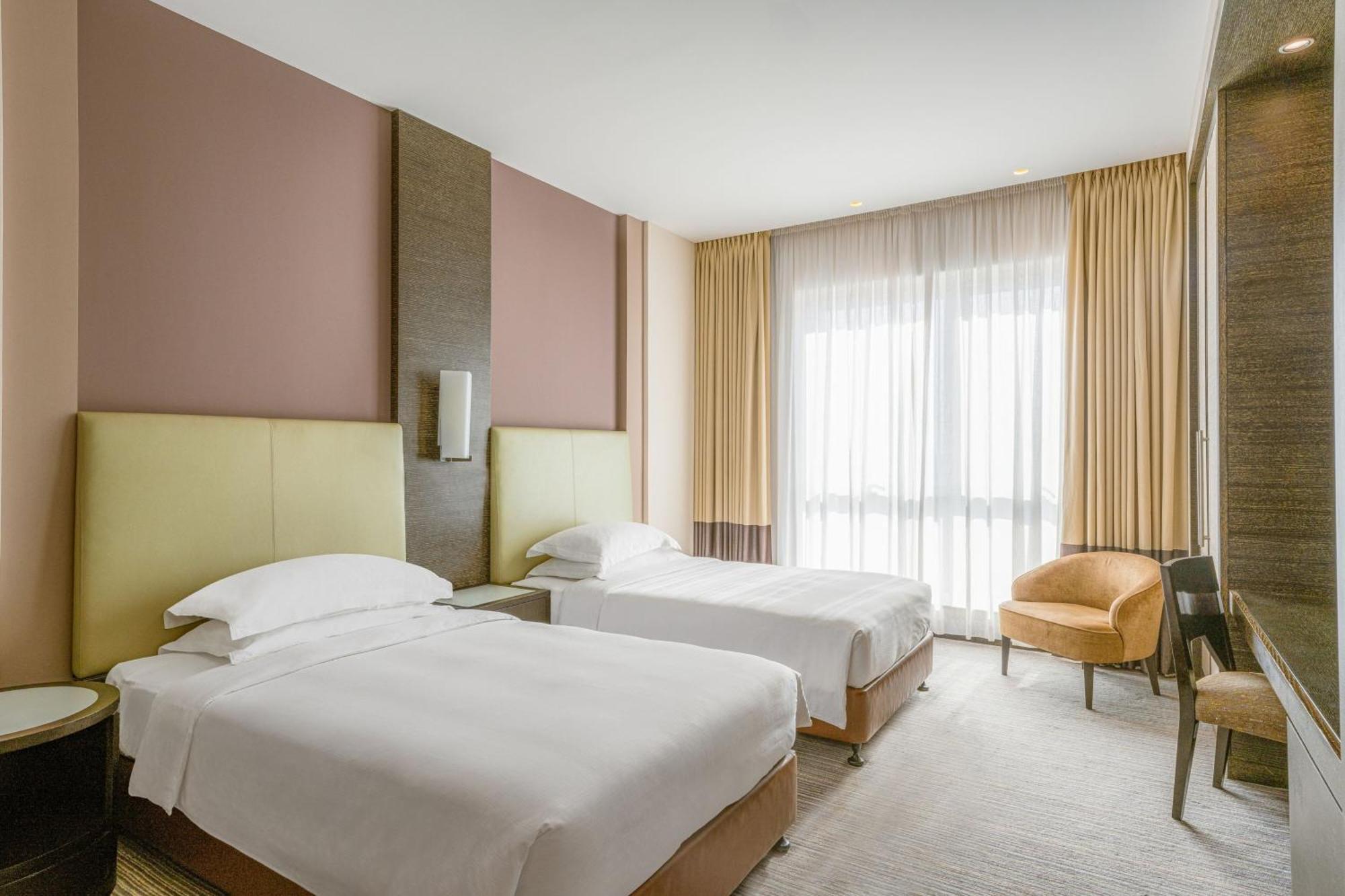 Four Points By Sheraton Al Ain Exteriör bild